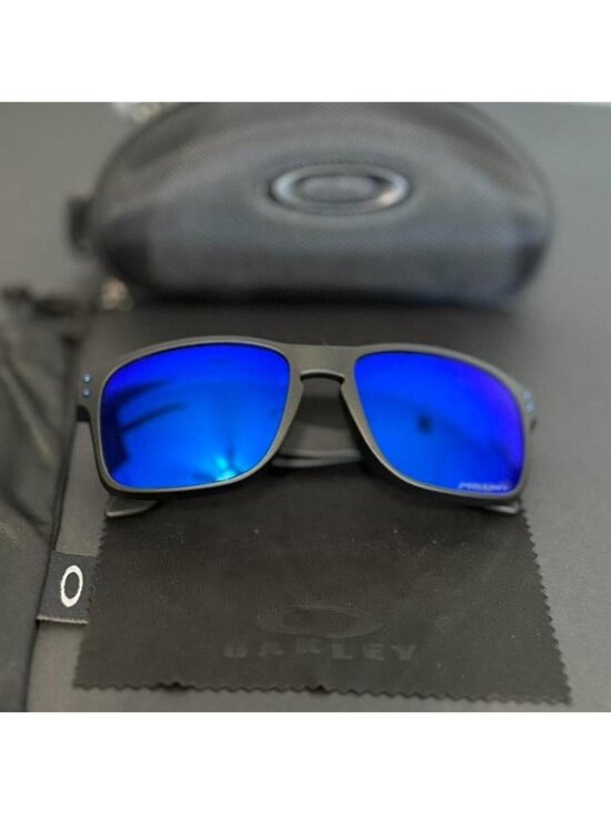 Oakley Other - OO9102 Oakley Holbrook Prizm Polarized Sunglasses